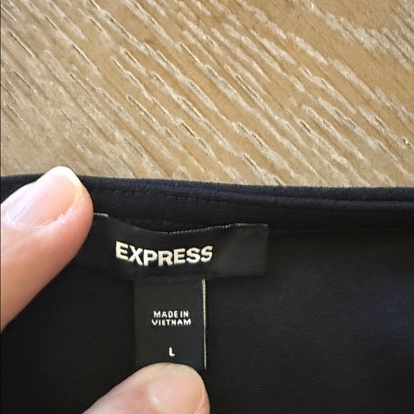 Express Blouse - Picture 4 of 4